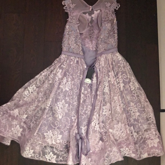 Grad dress/ formal dress - Picture 2 of 4